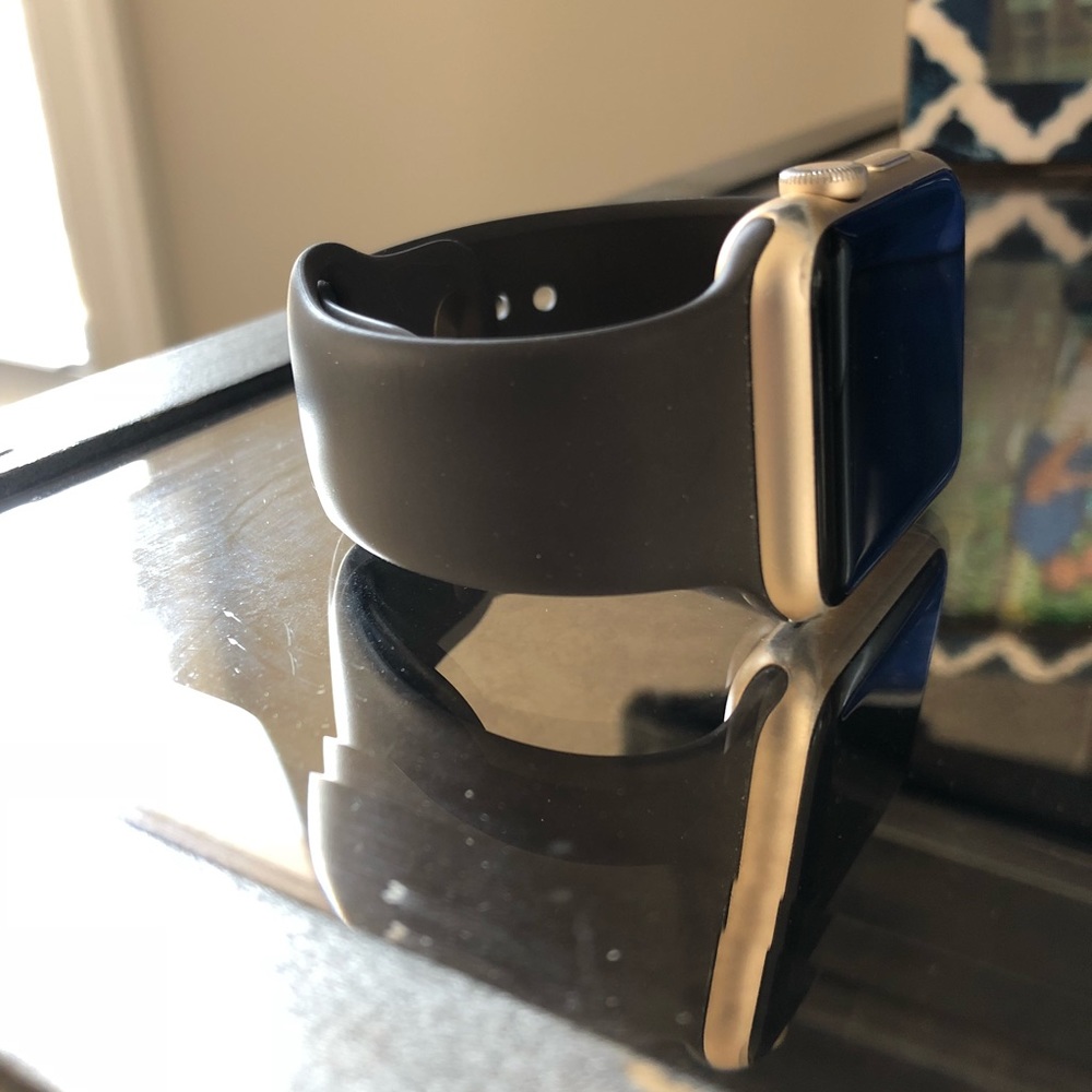 Apple Watch Series 1 - 42MM - Picture 6 of 7